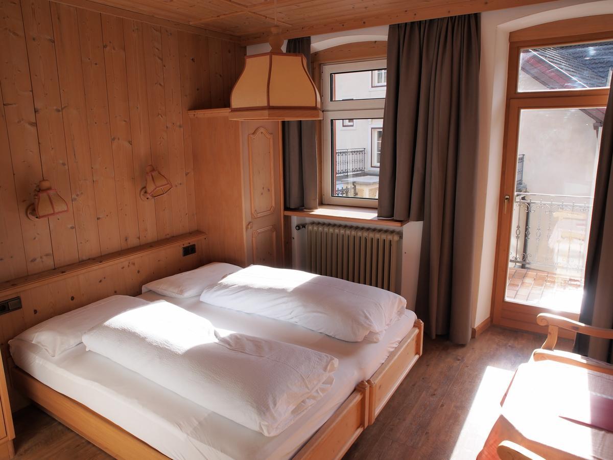 Hotel Bachmann 빌라바싸 외부 사진